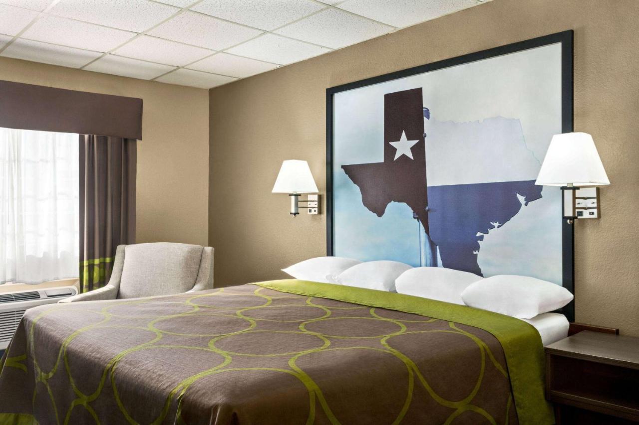 Super 8 By Wyndham Tx Hotel 3*