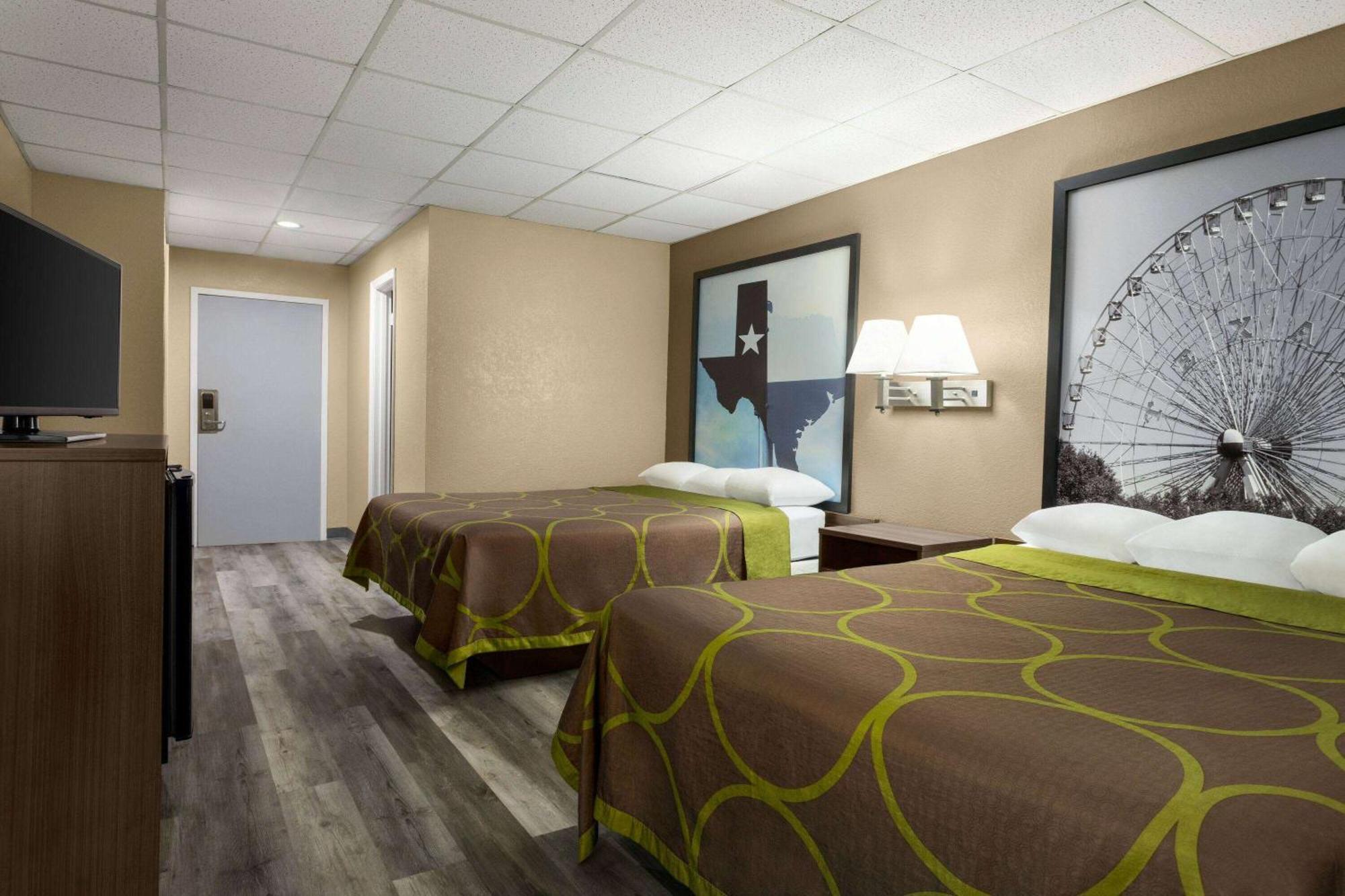 Hotel Super 8 By Wyndham Tx 3*