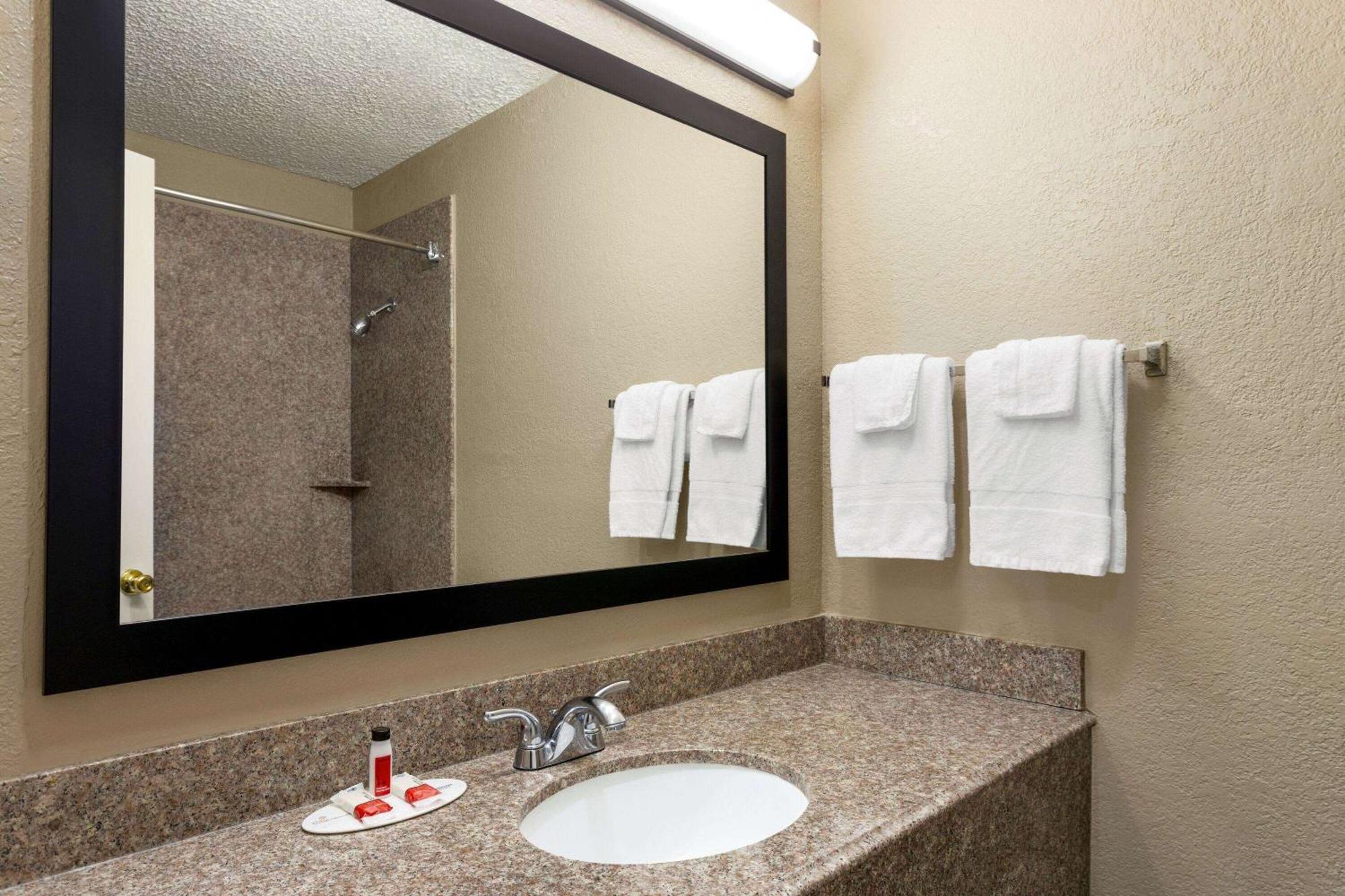 Hotel Super 8 By Wyndham Tx 3*
